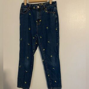 BDG size 28 jeans mom high rise embroidered yellow roses